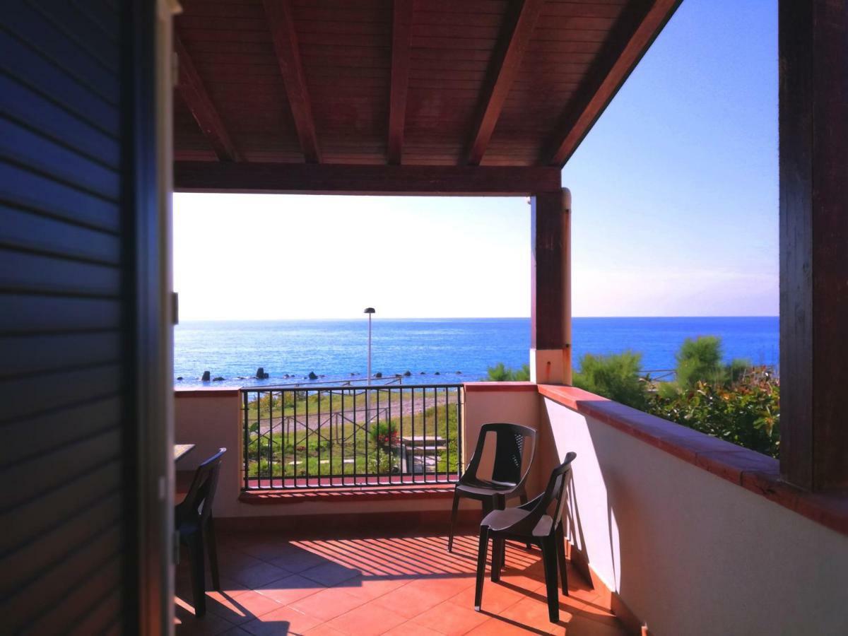 Capo D'Orlando Apartments - Sabbia Exterior foto
